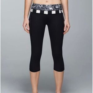 Lululemon Run a Marathon Crop II Leggings Size 2